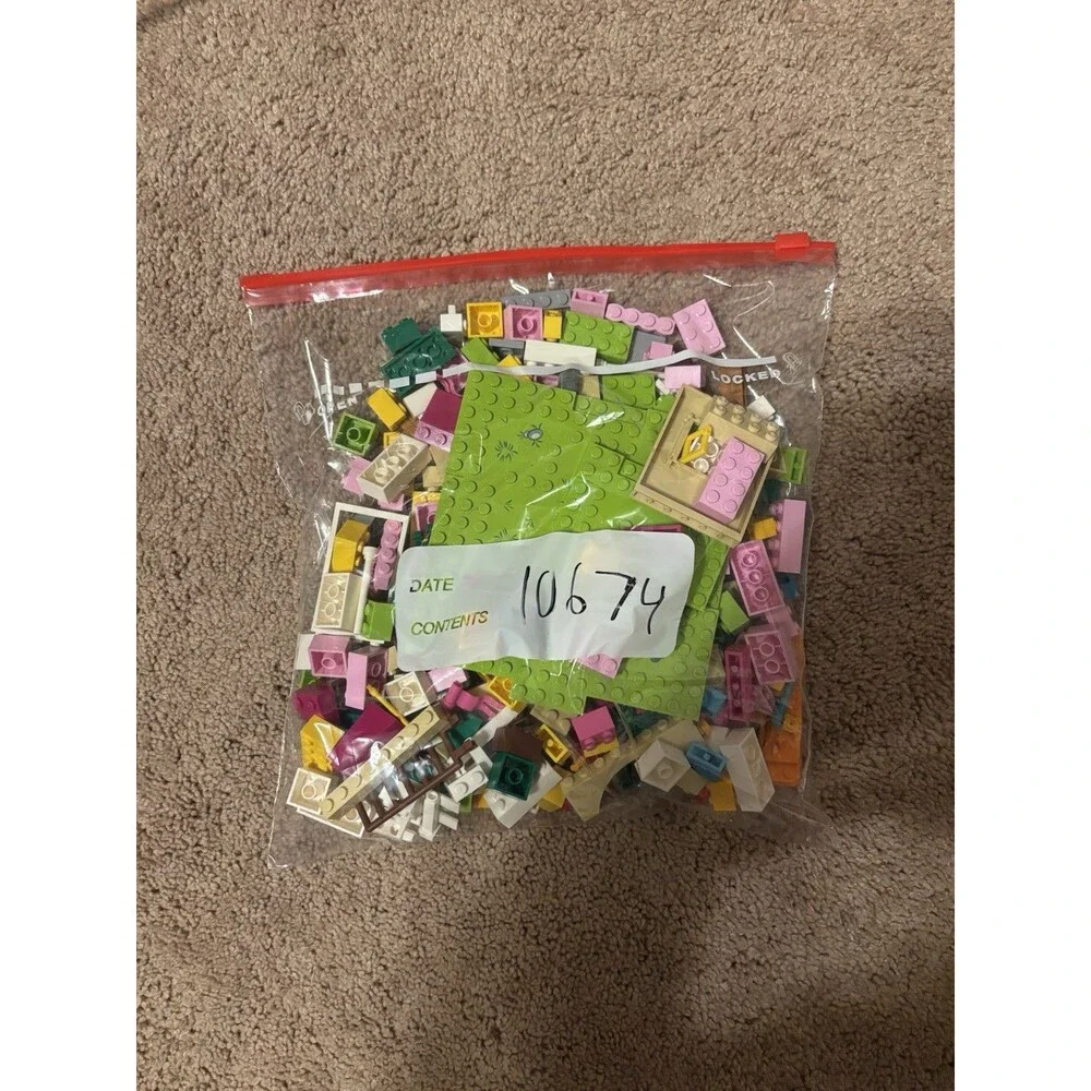 Lego Juniors 10674 Pony Farm Used- Easy To Build  293/306 Pieces 96% Complete